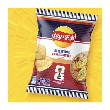 Снек картофельный Lay's FIFA NPC Garlic Butter со вкусом чесночного масла, 70 г