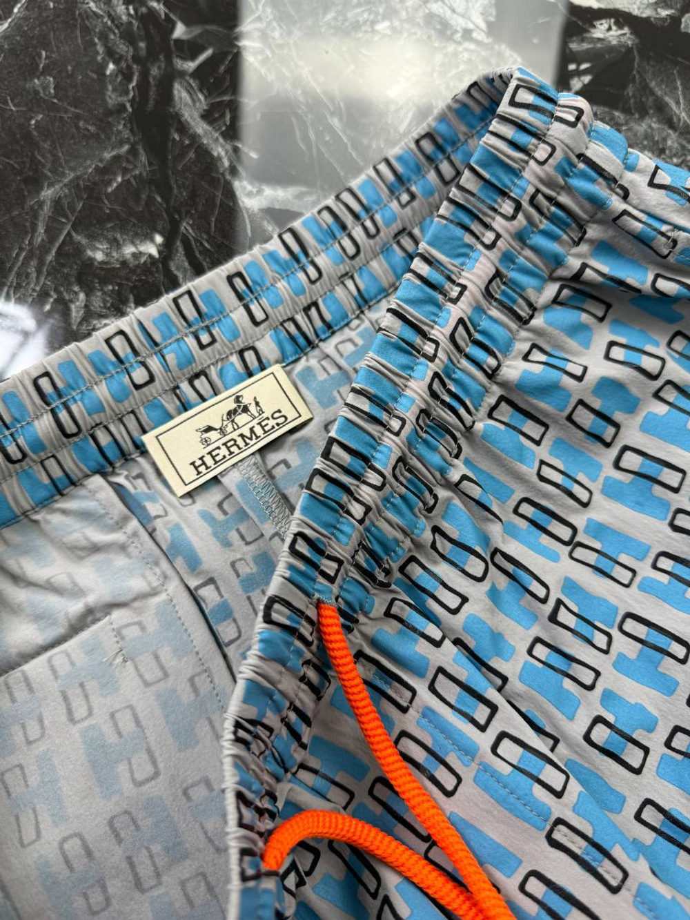 Шорты Hermes