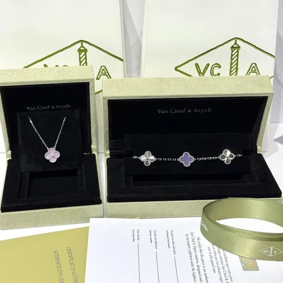 Подвеска Van Cleef & Arpels Alhambra