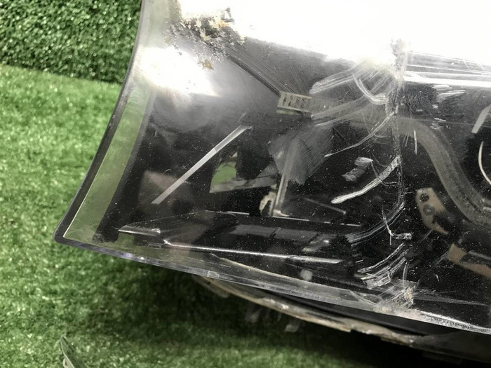 Битая Фара левая BMW 7er G11 (15-19) Adaptive LED