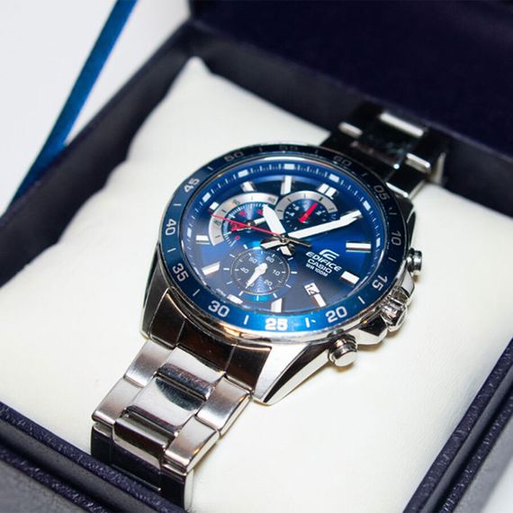 Наручные часы Casio EFV-550D-2A