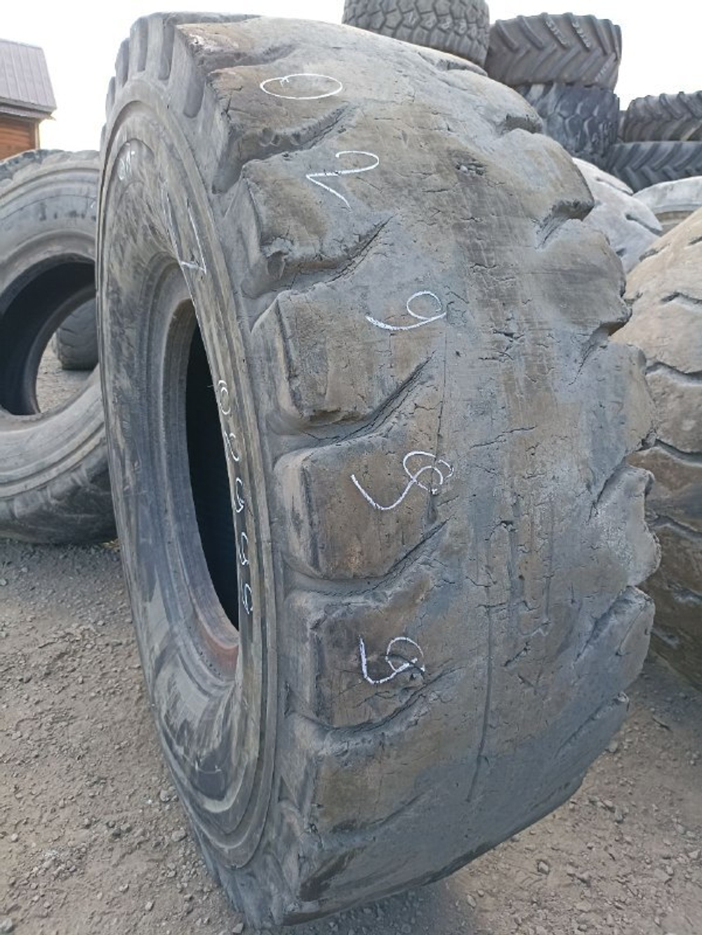 24.00R35 Michelin X-QUARRY шина б/у