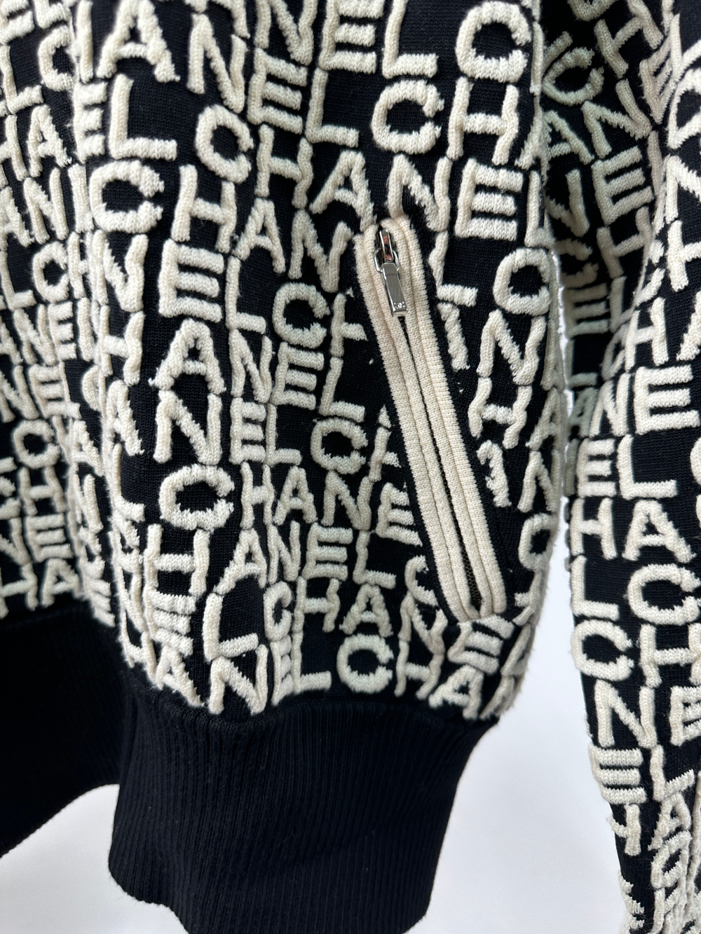 Костюм Chanel