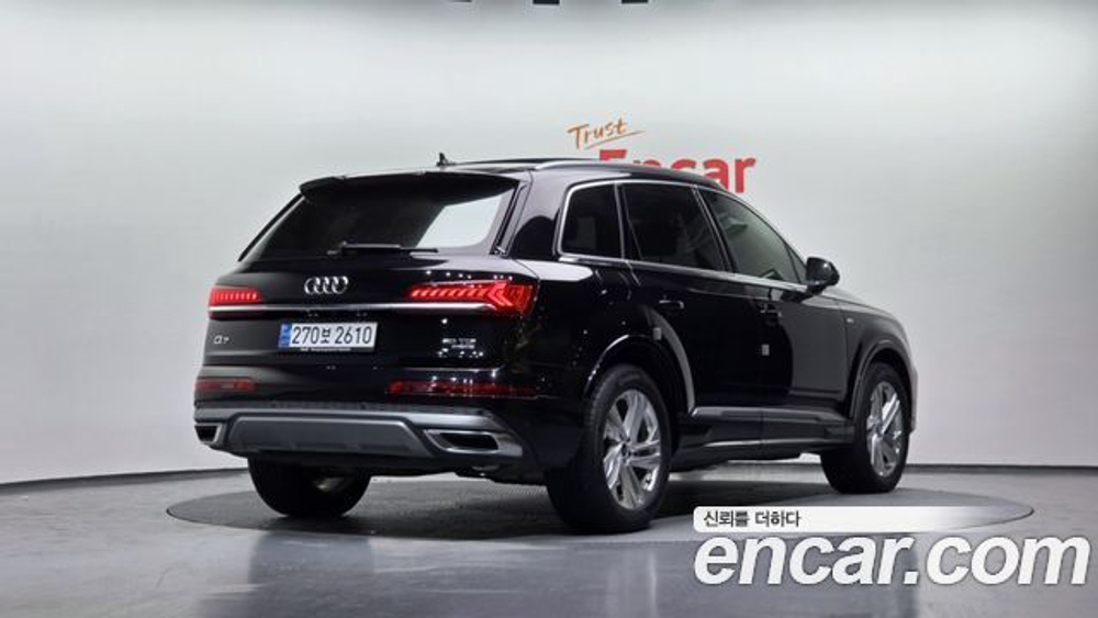 Audi Q7 45 TDI Quattro Premium — 2021