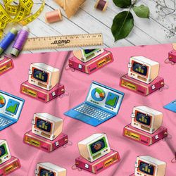Ткань ниагара компьютеры и ноутбуки на розовом фоне