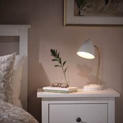 IKEA ISNÅLEN  (ИКЕА ИСНОЛЕН)  -  Настольная лампа LED - белый/цвет латуни