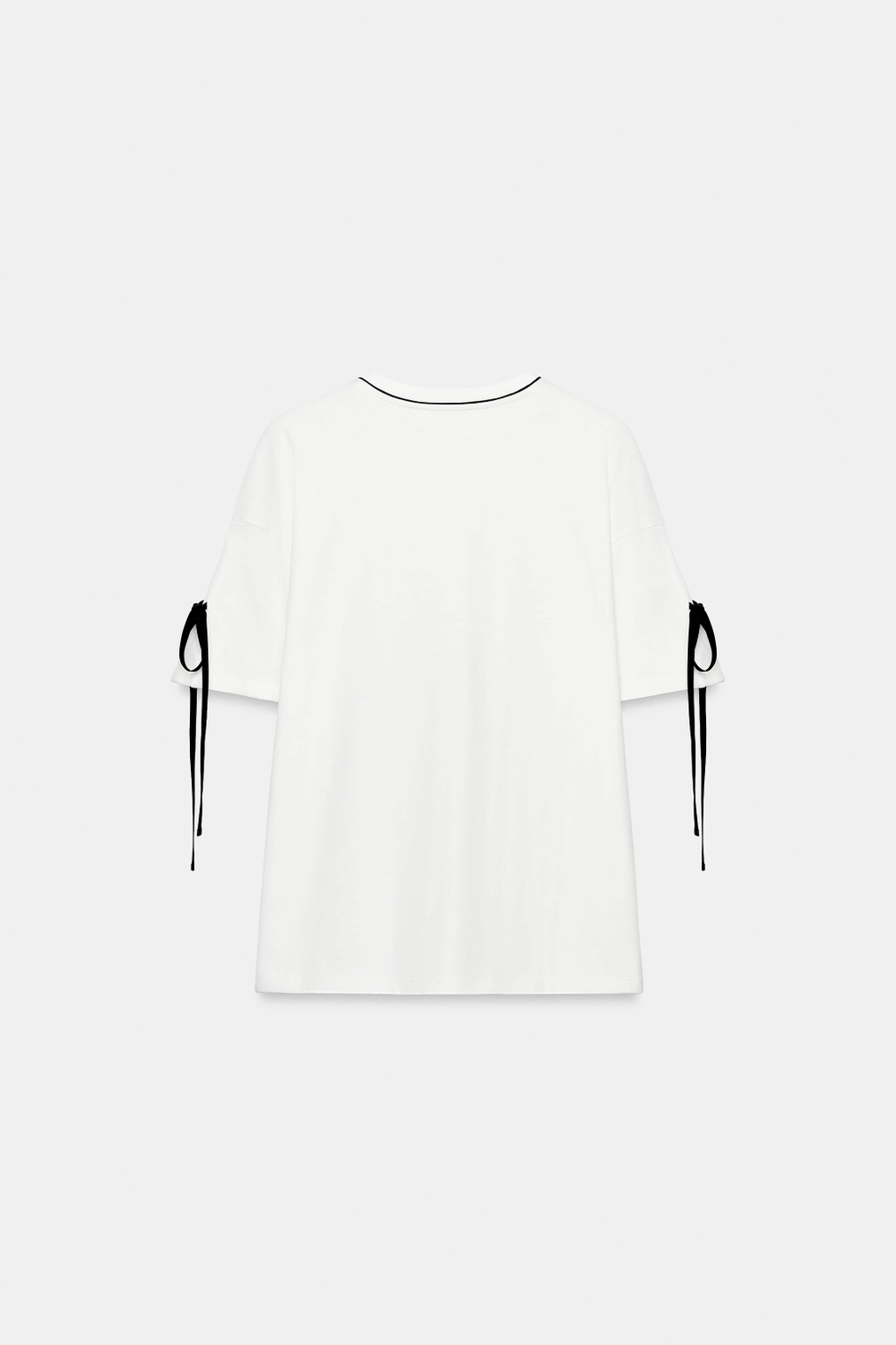 ФУТБОЛКА С КОНТРАСТНЫМ КАНТОМ — ZARA