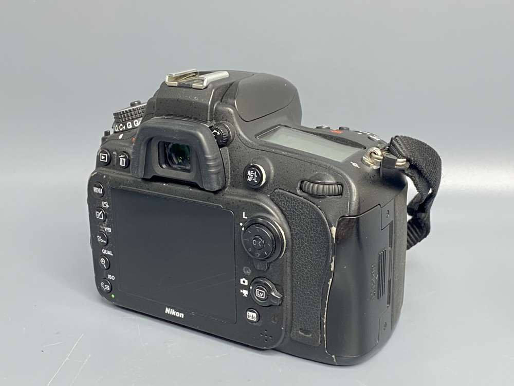 Nikon D600 295.000 кадров