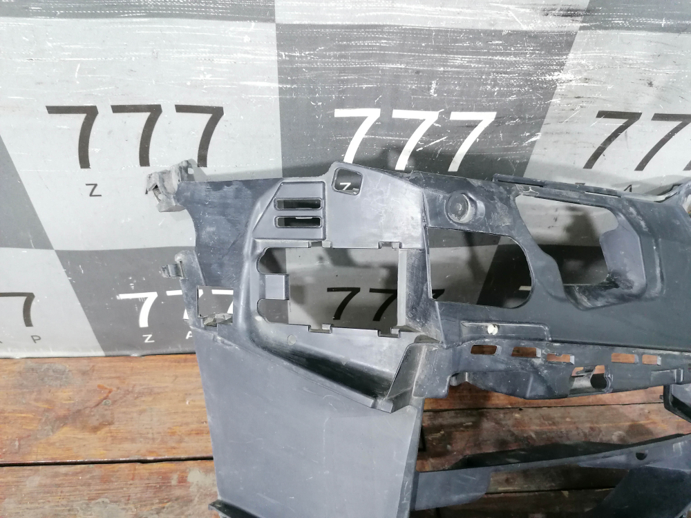 Кронштейн переднего бампера BMW 5 (G30) 17-20 Б/У Оригинал 51118064968