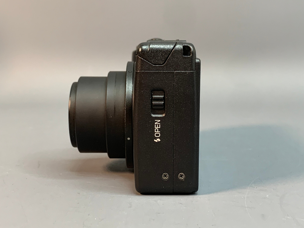 Ricoh GR Digital II
