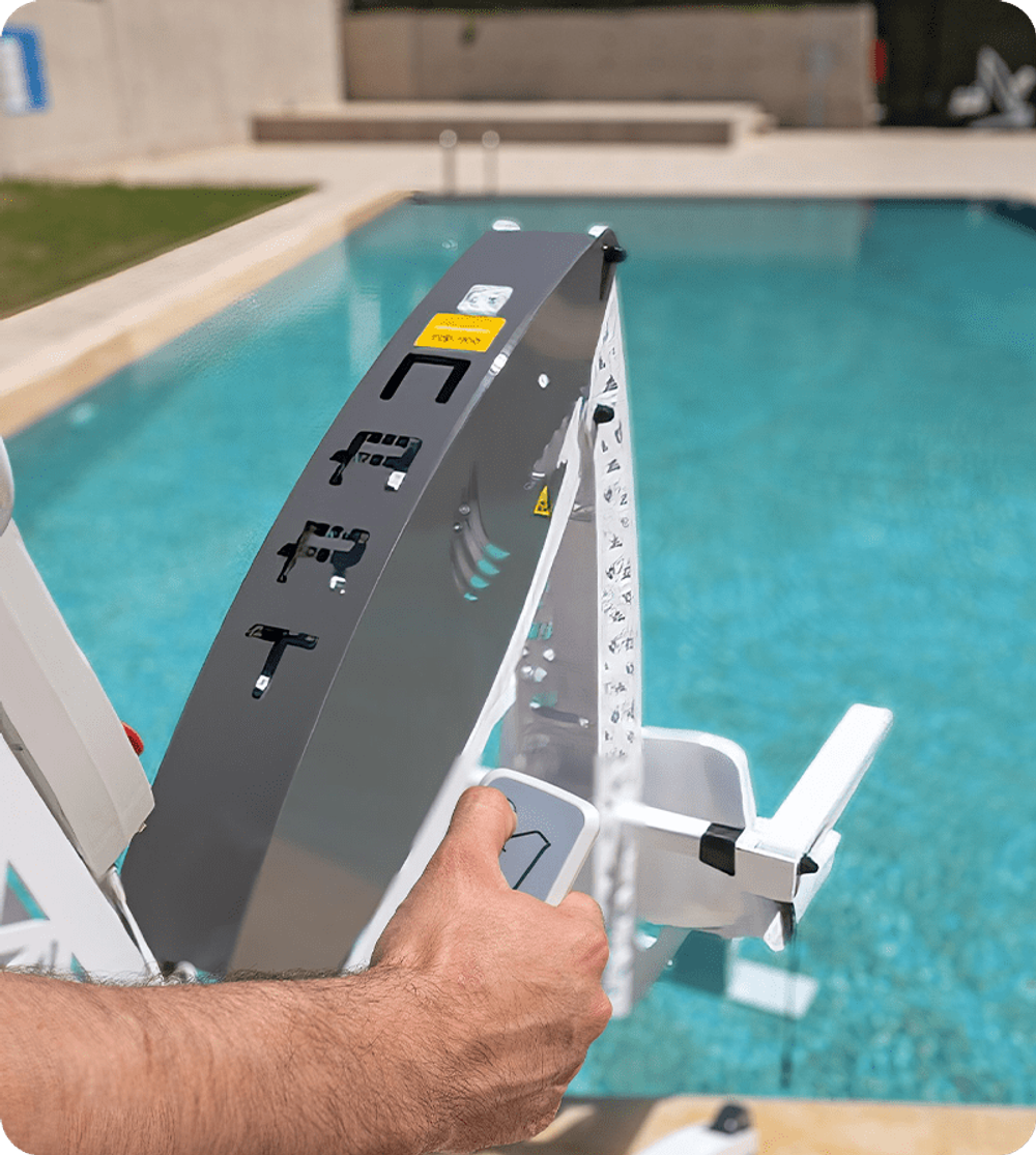Подъемник для бассейна NART SHARK POOL LIFT (мобильный, простой и надежный)