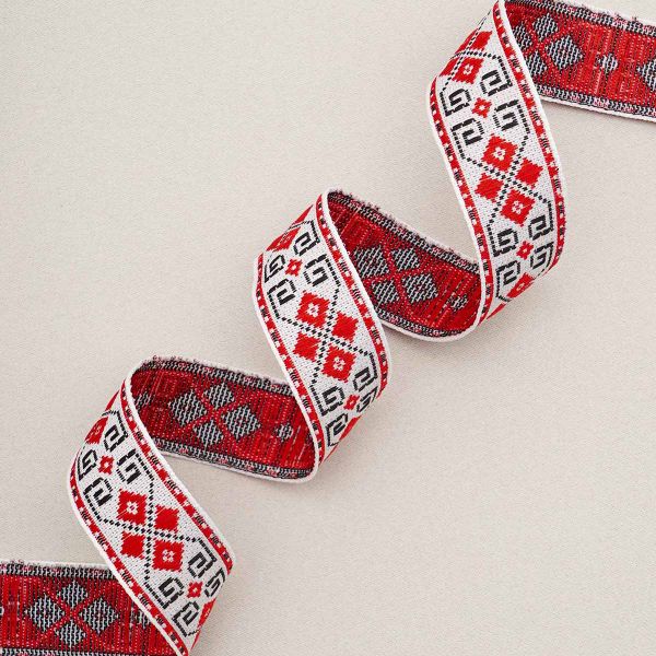 Лента (тесьма) жаккардовая 24.0 мм / 25±1 метров, Славянский орнамент Оберег, рис.9456 белый/красный, С3772Г17