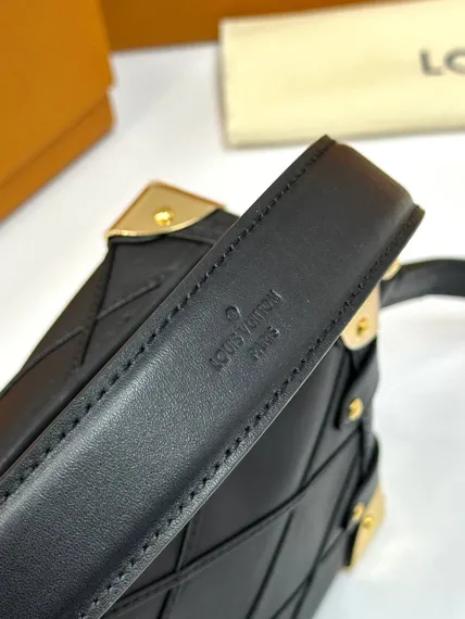 Сумка Louis Vuitton Side Trunk PM черный