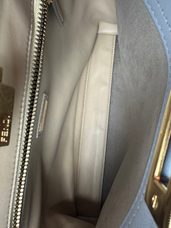 Сумка Fendi Peekaboo medium