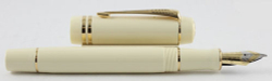 Перьевая ручка Parker Duofold Historical Colors International F74, White Ivorine GT