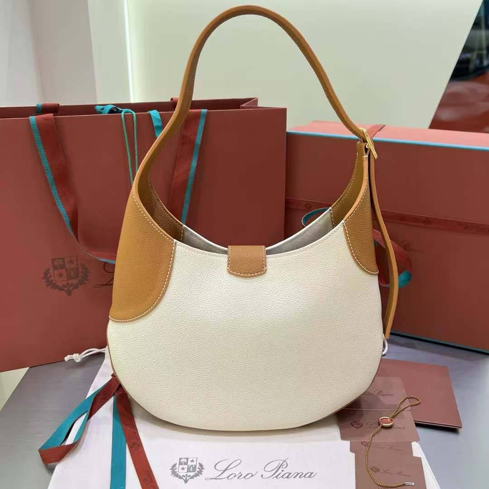 Сумка Loro Piana Bobbin Bag