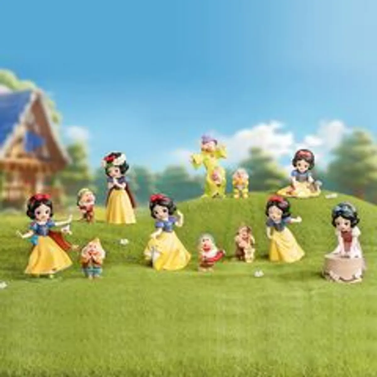 Случайная фигурка POP MART: Disney Snow White