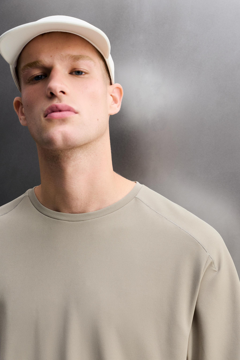 ТЕХНИЧЕСКАЯ ФУТБОЛКА ИЗ ТКАНИ ПИКЕ — ZARA