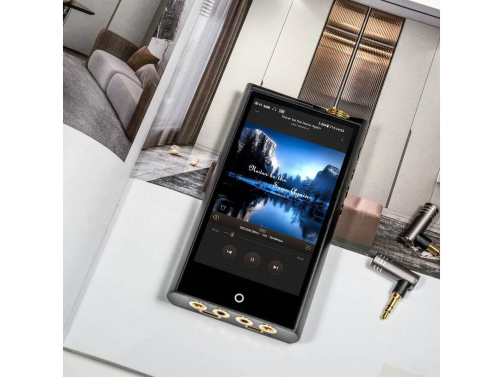 Портативный плеер Cayin N7