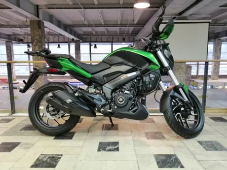 Мотоцикл Bajaj Dominar 400UG Touring зеленый (2026)