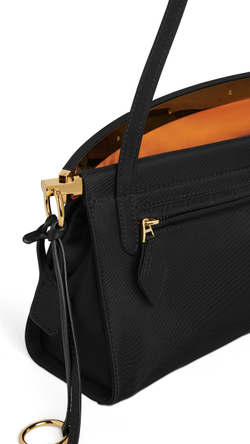 ALAÏA СУМКА LE CLICK EAST WEST ИЗ НЕЙЛОНА, ЧЕРНЫЙ