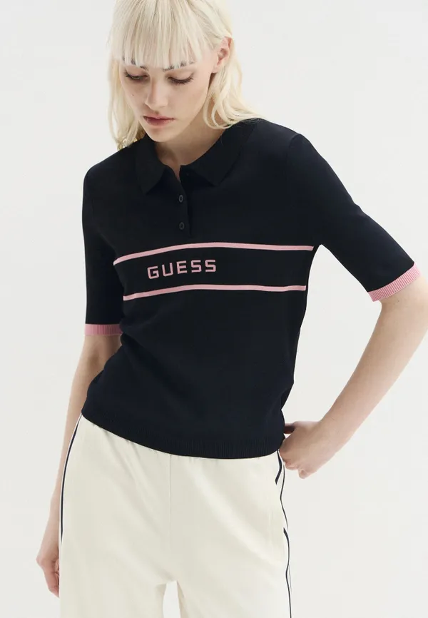 Свитер женский GUESS