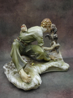 Статуэтка. Фарфор. Дрессировщик с собакой. Capodimonte. Италия