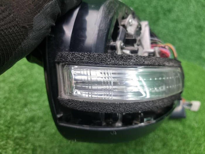 Зеркало правое Toyota Land Cruiser 200 (15-21) 18к