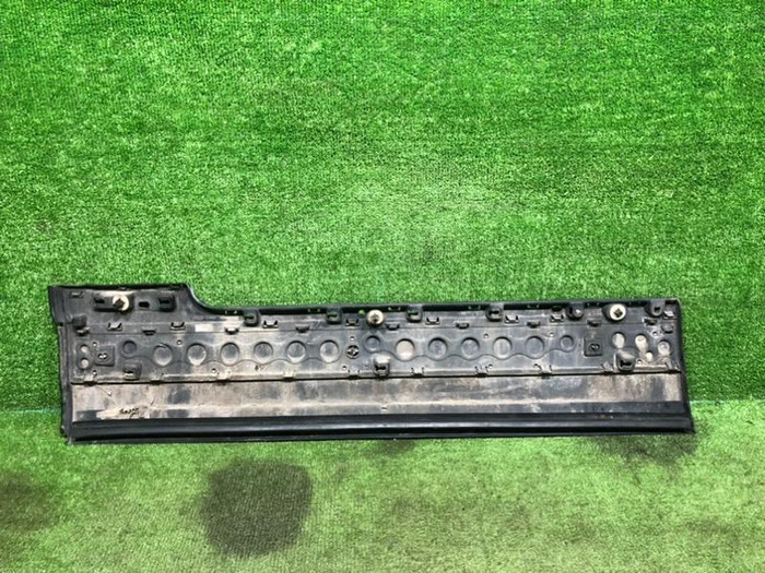 Накладка двери передняя RR Vogue 4 L405 (12-22)