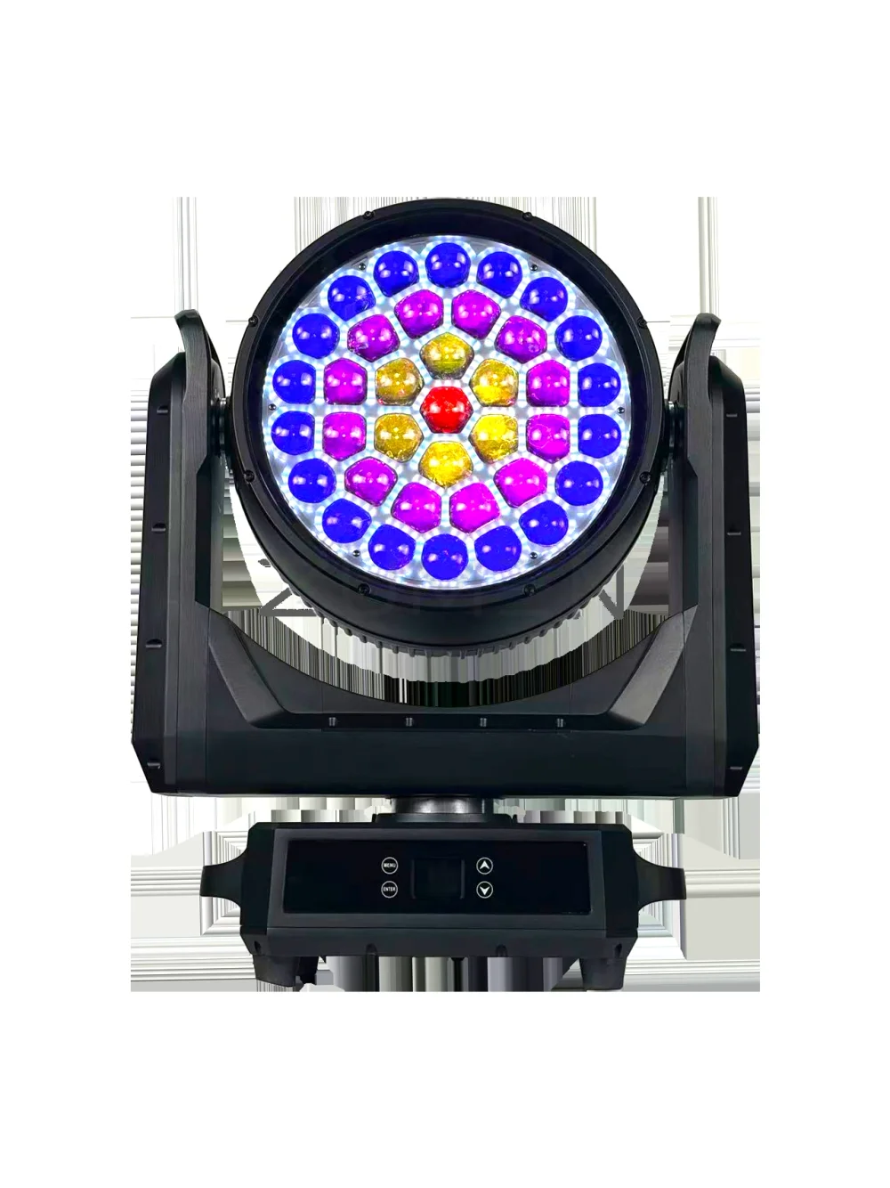 LM3740-W-IP — вращающаяся голова Wash 37×40 Вт RGBL с RGB-подсветкой и зумом 4°–60° IP65