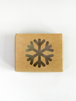 Коробка с окошком "Снежинка" 10 х 8 х 3,5 см