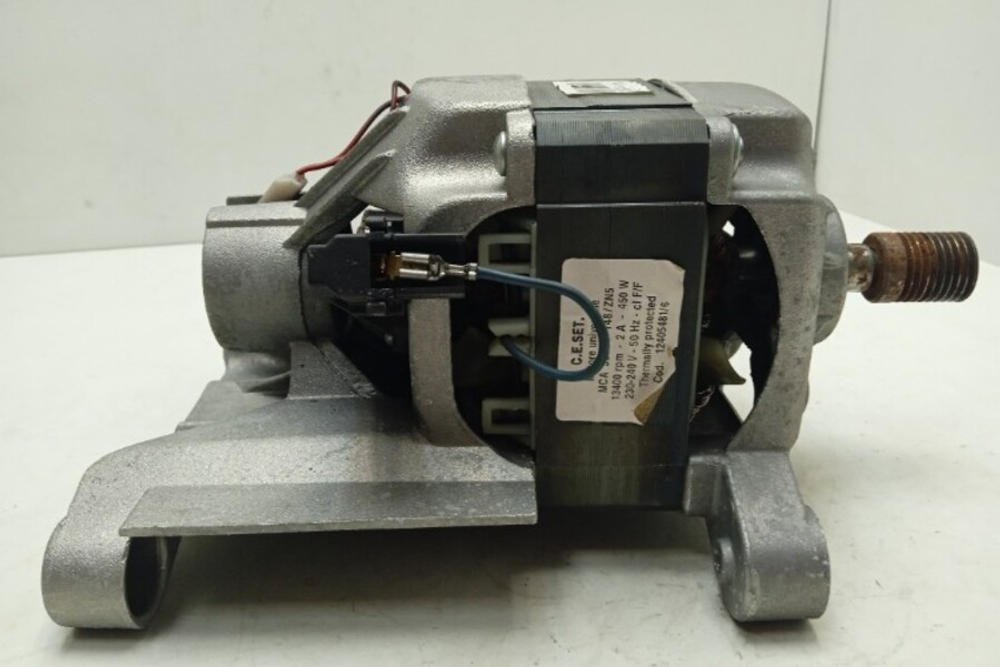EWS1105 кт149 Двигатель 8 контактов для стиральной машины Electrolux 12405481 б/у