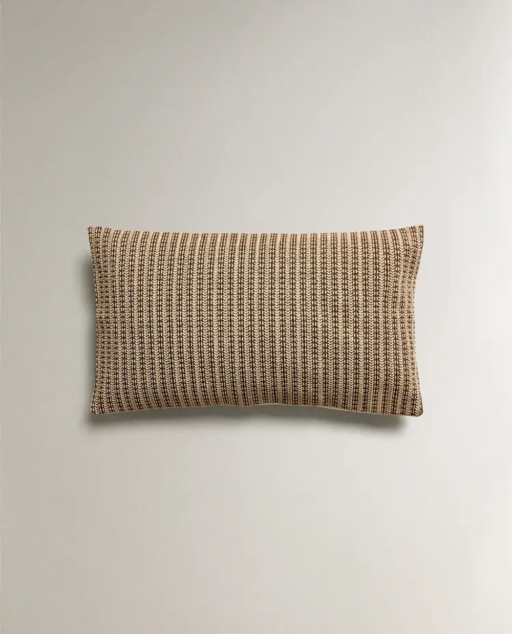 ZARA HOME НАВОЛОЧКА ДЛЯ ДЕКОРАТИВНОЙ ПОДУШКИ С УЗОРАМИ, КОРИЧНЕВЫЙ