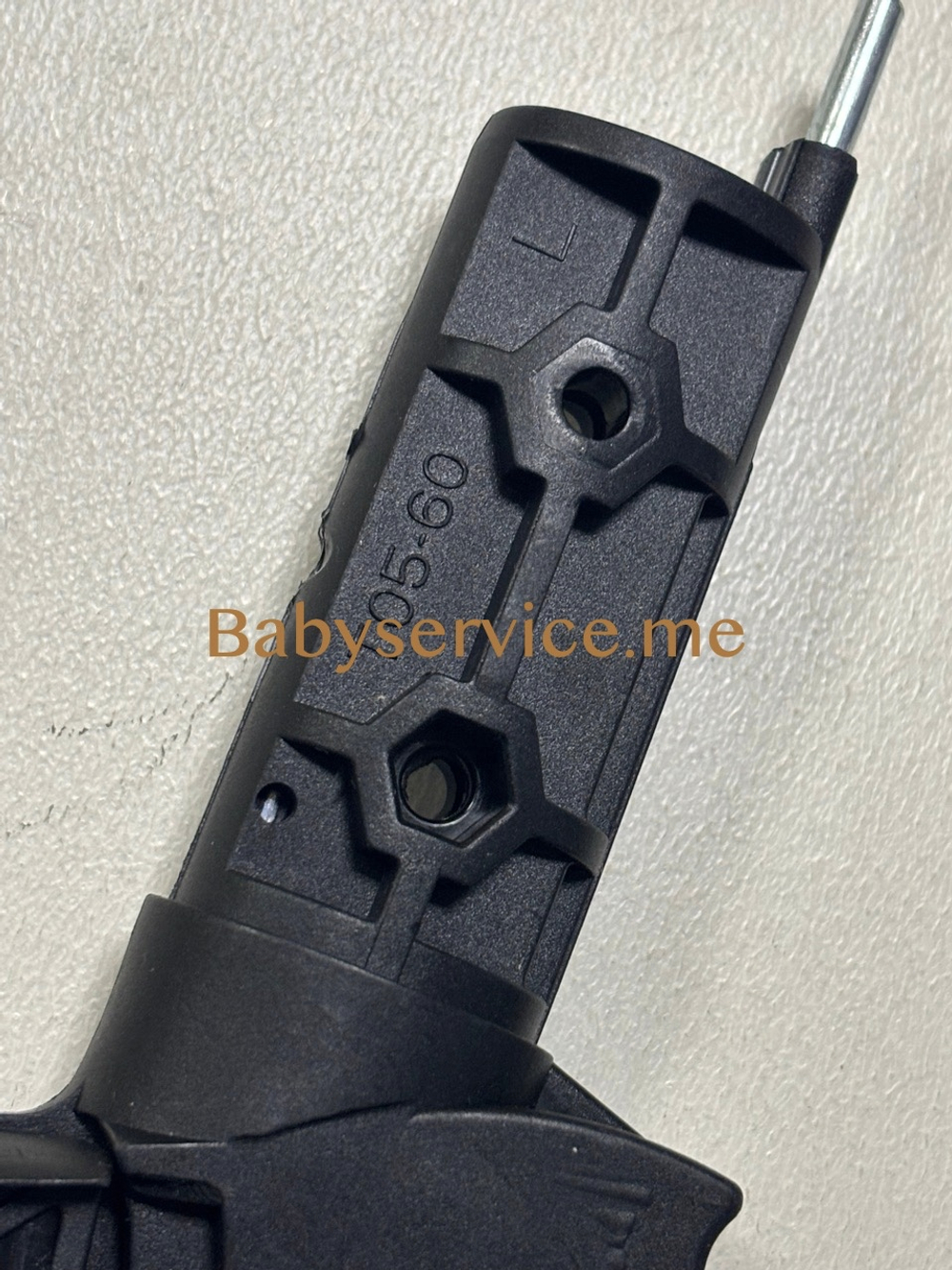 Элемент шарнира рамы Carrello Bravo Carbon правый