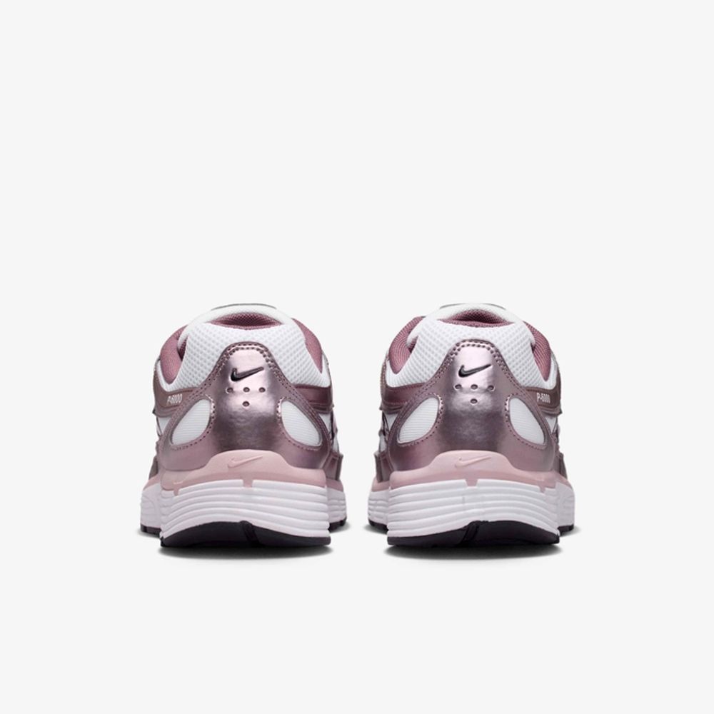 Кроссовки женские NIKE W NIKE P-6000