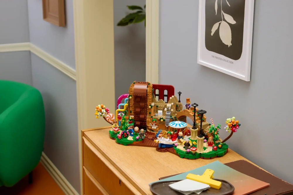 Конструктор LEGO Ideas 21360 Вилли Вонка и шоколадная фабрика