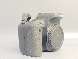 Canon EOS 77D
