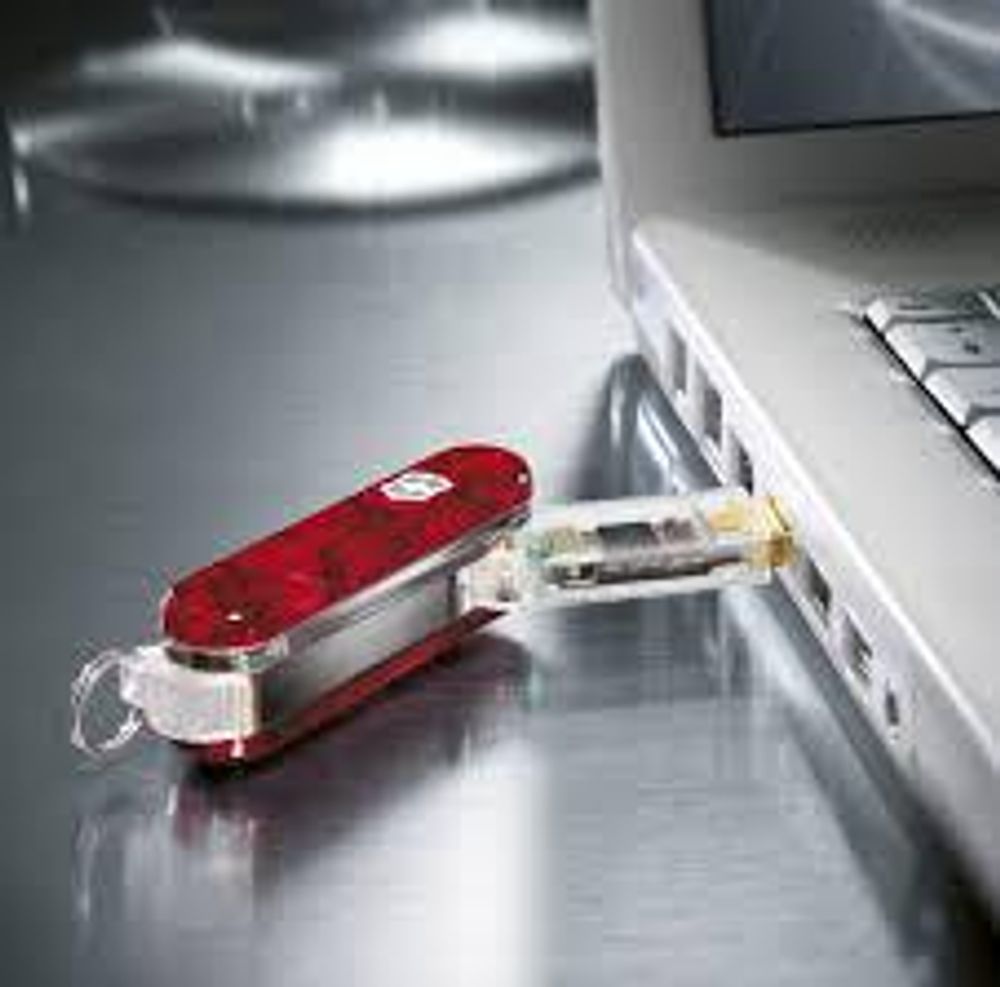 Victorinox @work Classic c USB-модулем 32Gb 58мм