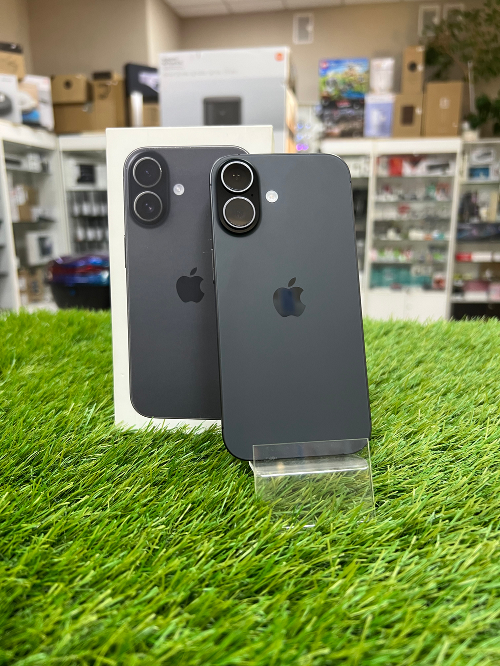 Б/У iPhone 17 256Gb Black