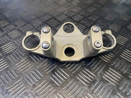 Траверса верхняя Yamaha TDM900 RN08 2002