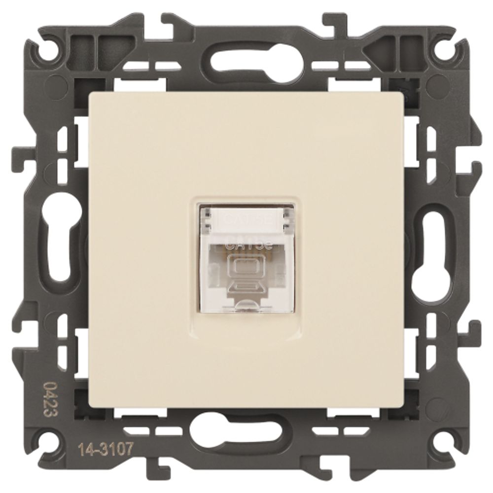 Розетка ЭРА Elegance 14-3107-02 информационная RJ45 IP20 слоновая кость | Эра Elegance