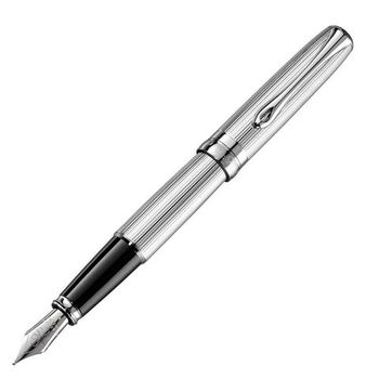 Перьевая ручка Diplomat Excellence A2 guilloche chrome F (D40207023)