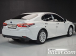 Toyota Camry 2.5 LE Hybrid — 2024