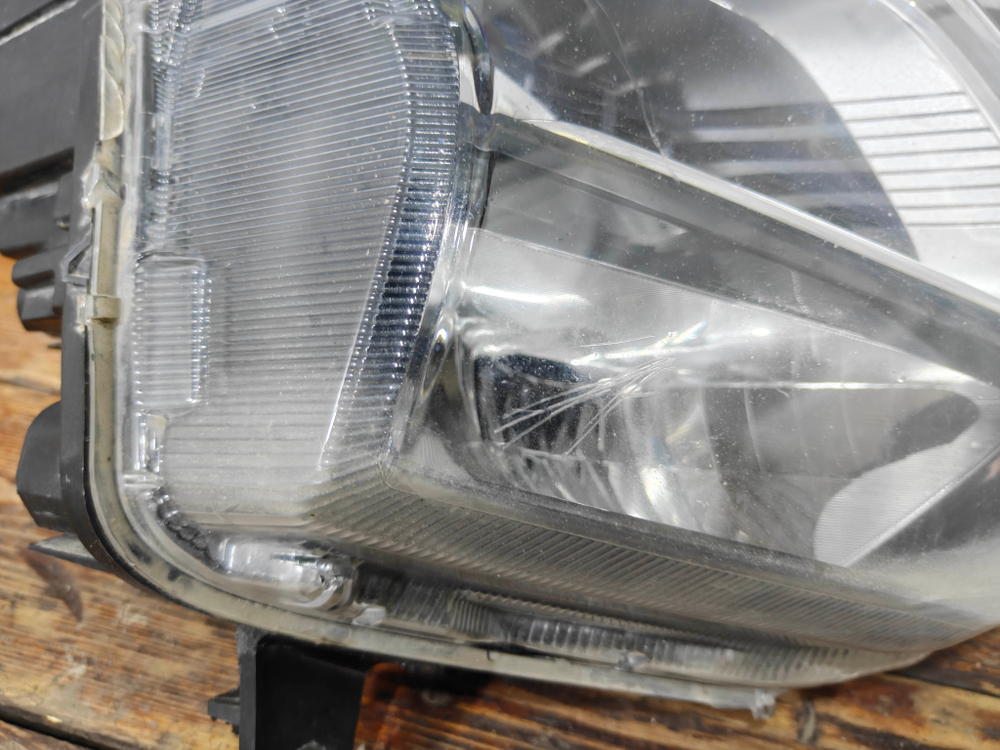 Фара правая LED Omoda C5 22-нв Б/У Оригинал 605000531AA