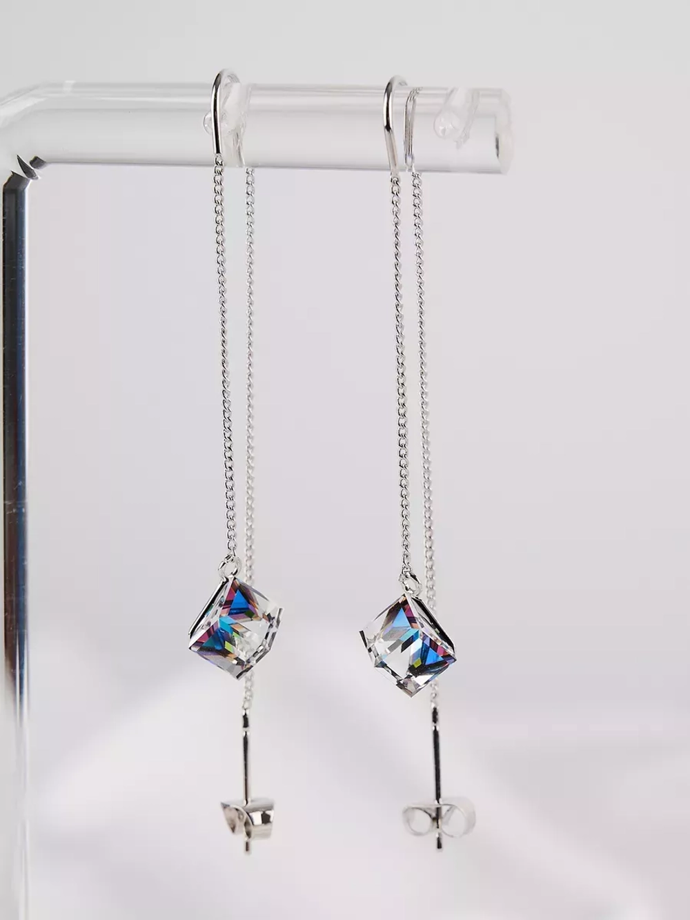 Серьги-протяжки Миражи с зелеными кристаллами Swarovski