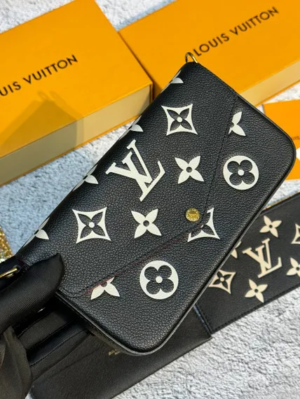 Клатч женский Louis Vuitton Felicie черный