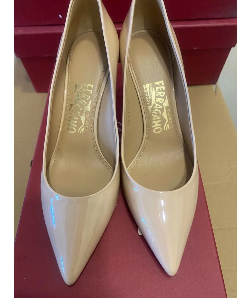 SALVATORE FERRAGAMO Туфли женские