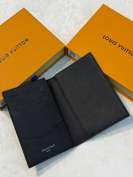 Обложка для паспорта Louis Vuitton