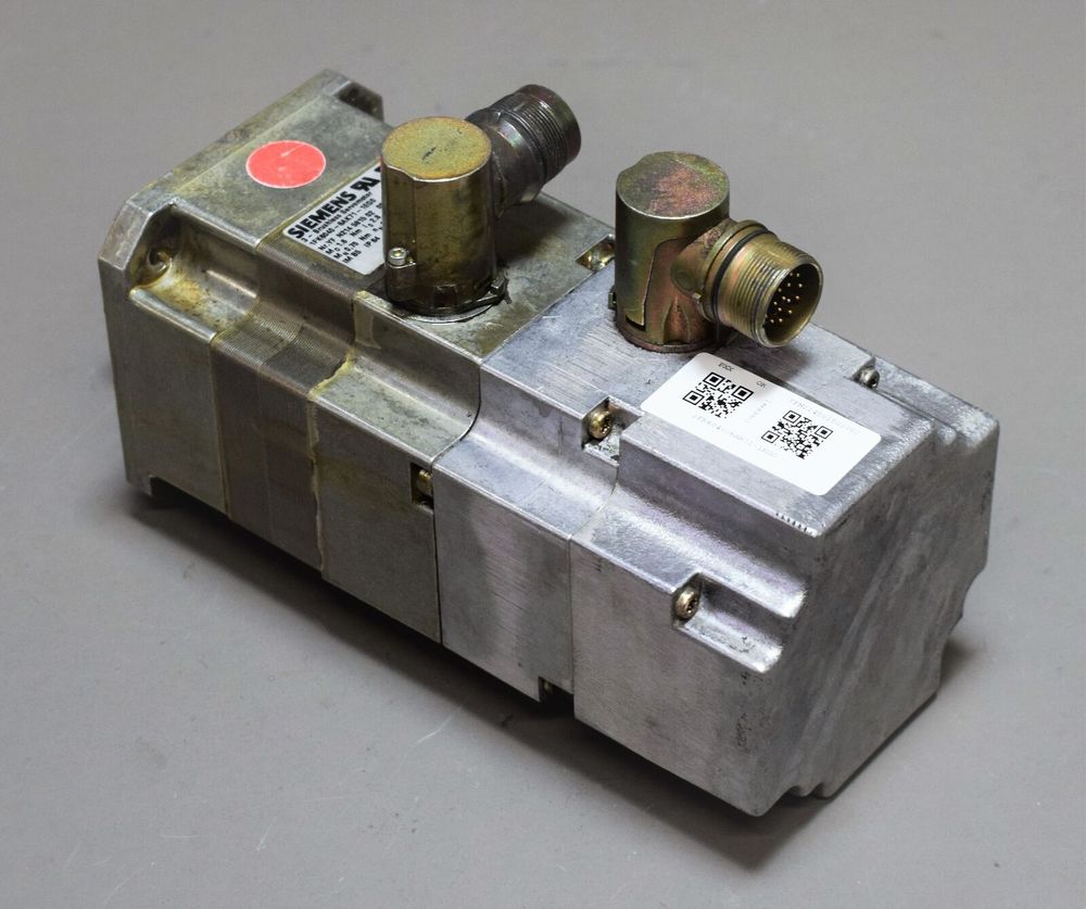 Б/у SIEMENS 1FK6040-6AK71-1EG0 Б/у SIEMENS 1FK6040-6AK71-1EG0