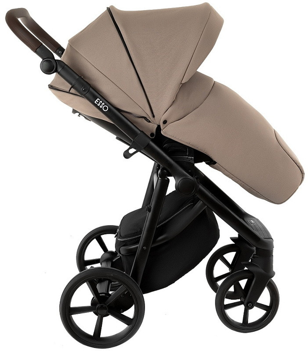Детская коляска Roan Esso 3 в 1 с автокреслом Pituso Santiso Pro Black ESS110/1 Hazel/Black